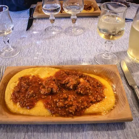 Quindici Alberi La Chioccia * Serra deʼ Conti