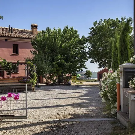 Quindici Alberi La Chioccia * Serra deʼ Conti